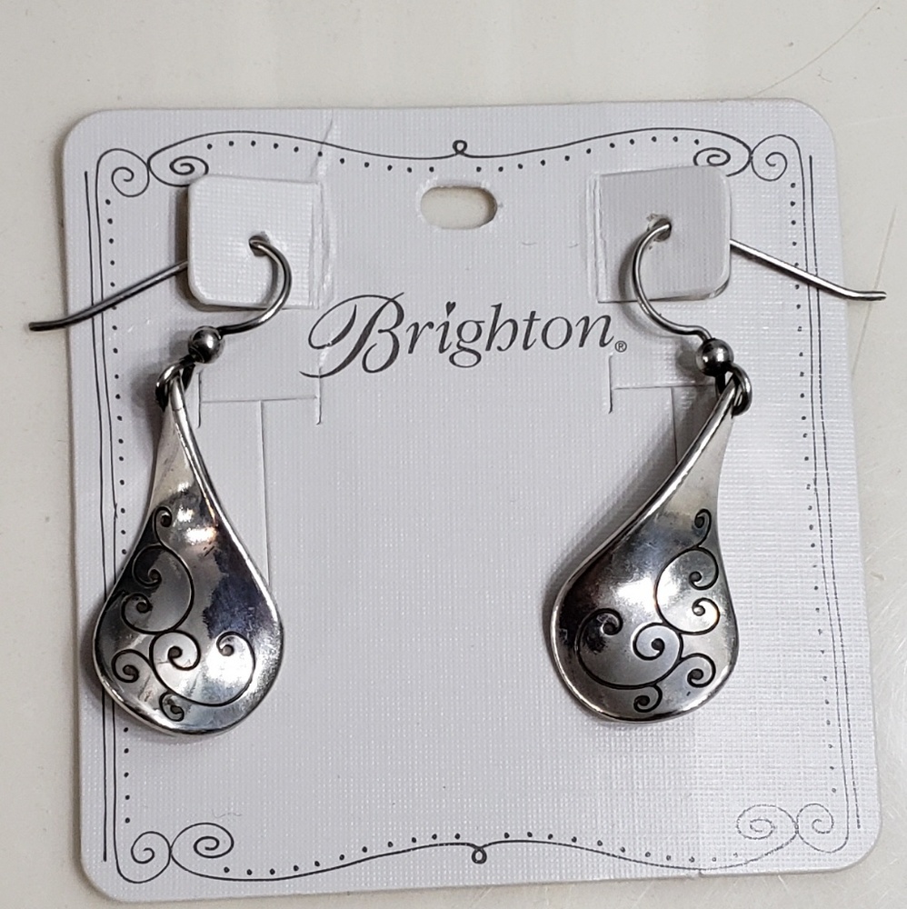 Brighton dangling earrings